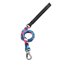 Cargar imagen en el visor de la galería, Correa con Diseño Geométrico - Floral